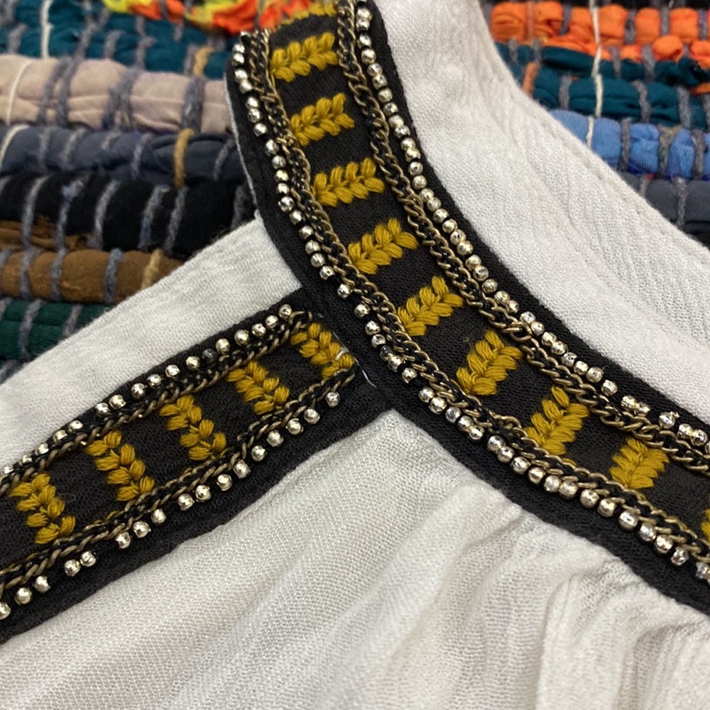 Free People Ivory Beaded Give Him The Cold Shoulder Blouse Size Medium - Picture 5 of 10